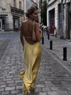 Robe midi en satin jaune - élégante pour les dames