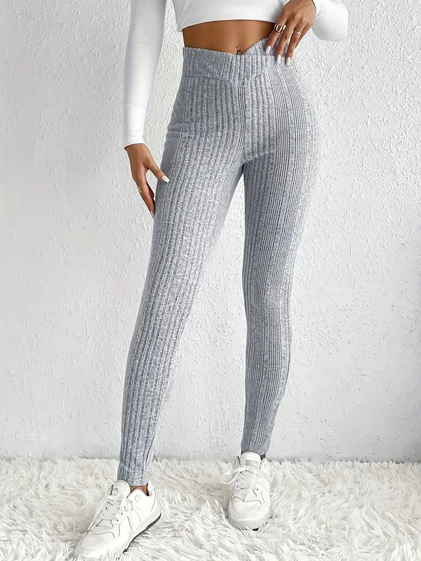 Pantalons skinny à côtes - leggings élégants pour femmes