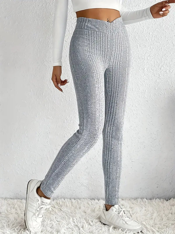 Pantalons skinny à côtes - leggings élégants pour femmes