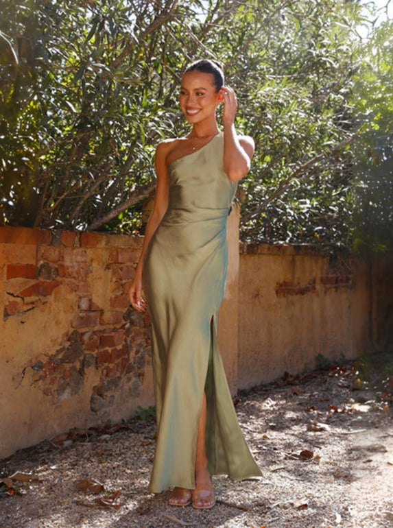 Robe maxi asymétrique pour femmes en vert élégant - tenue sophistiquée pour vos soirées