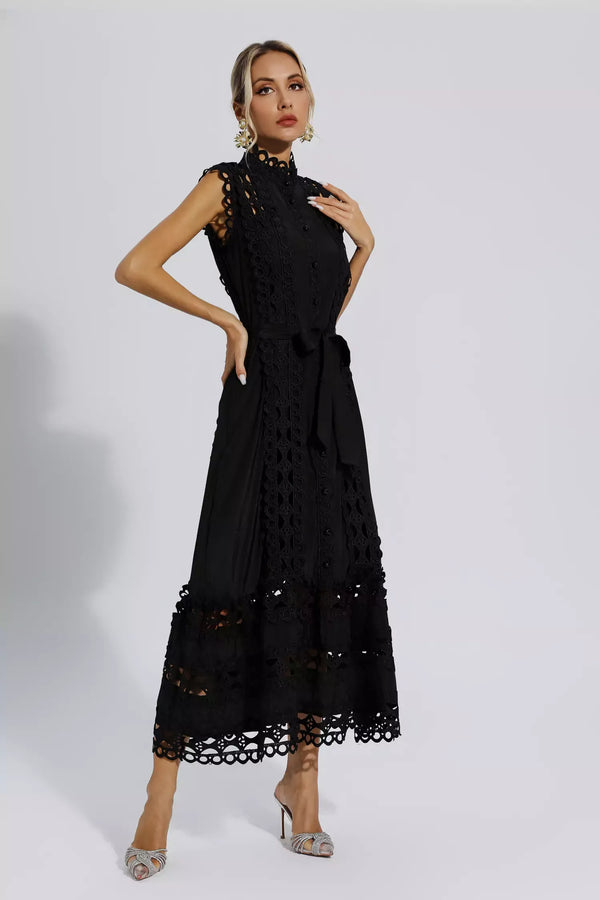 Robe midi en dentelle noire - élégance féminine