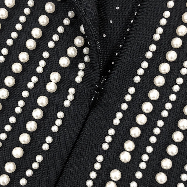 Robe noire sans bretelles - tenue de soirée ornée pour femmes