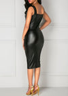 Superbe robe black en cuir ajustée - tenue élégante et raffinée