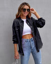 Veste en jean femme - couche décontractée avec détails effilochés pour un style polyvalent au quotidien