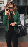 Veste en cuir de motard - manteau féminin au style audacieux