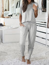 Ensemble de loungewear pour femmes - top et pantalon ample en tissus doux pour un style décontracté