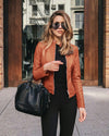 Veste en cuir de motard - manteau féminin au style audacieux
