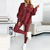 Ensemble de loungewear pour femmes - sweat à capuche douillet et leggings en tissu doux pour des moments décontractés à la maison
