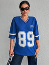 T-shirt oversized style varsity pour femme - coupe décontractée avec des détails sportifs pour un look casual au quotidien