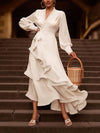 Robe wrap à manches longues - élégance raffinée en blanc