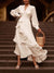 Robe wrap à manches longues - élégance raffinée en blanc