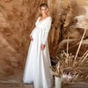 Robe maxi de maternité - élégante robe blanche avec manches en dentelle