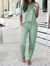 Ensemble de loungewear pour femmes - top et pantalon ample en tissus doux pour un style décontracté