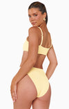 Ensemble de bain 2 pièces haut de gamme - bikini taille haute jaune pour des journées ensoleillées