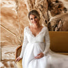 Robe maxi de maternité - élégante robe blanche avec manches en dentelle