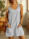 Robe chemise rayée sans manches avec poches – tenue d'été légère pour les journées décontractées
