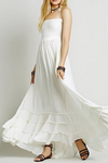 Robe maxi femme à dos nu et décolleté halter - tenue d'été légère et élégante pour vos soirées et garden parties
