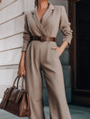 Combinaison femme taupe avec ceinture et blazer, coupe palazzo - tenue de bureau élégante