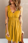 Robe chemise sans manches mini en tissu doux - look d'été décontracté pour un style sans effort