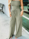 Jumpsuit femme tendance sans bretelles pour sorties décontractées - une tenue tout-en-un agréable, pour les journées ensoleillées