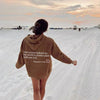 Hoodie oversize femme avec citation inspirante - le style décontracté pour vos journées relax
