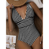 Maillot de bain une pièce élégant pour femmes - design rayé chic pour la plage et la piscine