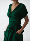 Robe midi en lin pour femmes à nouer - chic pour vos sorties d'été