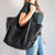 Sac fourre-tout en cuir pour femmes - un compagnon quotidien pratique
