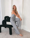 Salopette femme à bretelles spaghetti, décontractée, grise - tenue d'été élégante avec poches