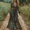 Robe maxi florale pour femme - tenue légère pour garden party avec des manches longues dans un style boho
