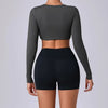 Top court à manches longues pour femmes - activewear tendance pour le fitness et le quotidien