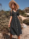 Robe midi à boutons pour femme - une pièce casual intemporelle au décolleté en v