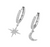 Boucles d'oreilles créoles femme en duo avec charms étoile et lune - design élégant en plaqué or et argent pour le quotidien