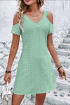 Robe décontractée femme élégante style épaules nues - design en broderie légère en coton pour l'été