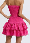 Robe décontractée pour femmes - rose smockée avec ourlet à volants pour les sorties estivales - élégante et facile à porter