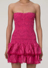 Robe décontractée pour femmes - rose smockée avec ourlet à volants pour les sorties estivales - élégante et facile à porter