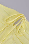 Robe midi décontractée sans bretelles avec lacets en jaune - tenue estivale pour les garden parties