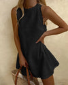 Robe mini casual pour femmes - élégante avec ourlet festonné, légère et sans manches pour l'été