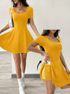 Robe skater courte pour femme - tissu doux et extensible pour un style chic au quotidien