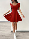 Robe skater courte pour femme - tissu doux et extensible pour un style chic au quotidien