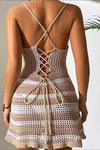 Robe en tricot pour femmes - robe mini en crochet élégante avec détail découpé pour l'été