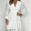 Robe midi chemise avec dentelle - tenue élégante pour le quotidien et les occasions semi-formelles