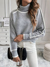 Pull gris clair - turtleneck chic pour femmes avec détails raffinés