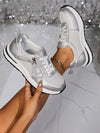 Baskets argentées pour femmes - sneakers tendance et cosy avec détail zippé