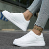 Baskets en similicuir (PU) pour femmes - sneakers blanches tendance