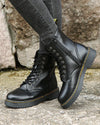 Bottes chelsea en cuir noir pour femmes - style lacé et zip pratique