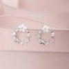 Boucles d'oreilles créoles en fleurs - bijoux en argent délicats pour femmes