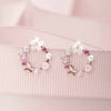 Boucles d'oreilles créoles florales en 2 pièces - accents floraux et pierres précieuses roses délicates pour femmes