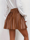Jupe plissée pour femme - design évasé et élégant en simili cuir marron foncé - jupe mini décontractée pour des tenues polyvalentes