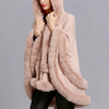 Cape en fausse fourrure - élégant wrap pour femme